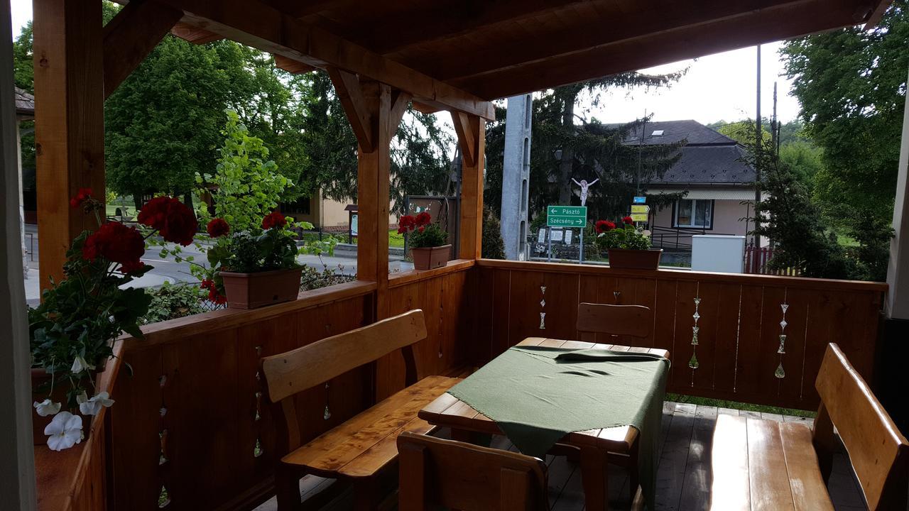 Bed and Breakfast Felso Fogado Felsotold Екстер'єр фото