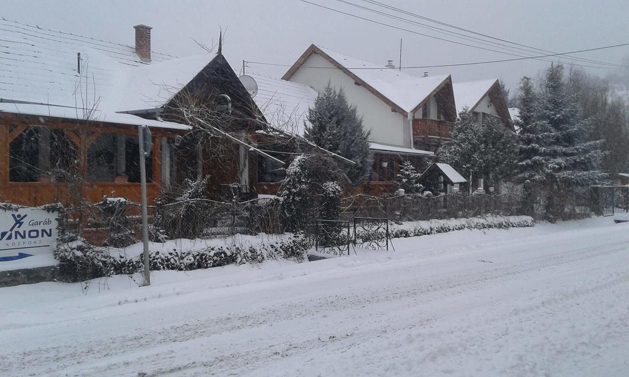 Bed and Breakfast Felso Fogado Felsotold Екстер'єр фото